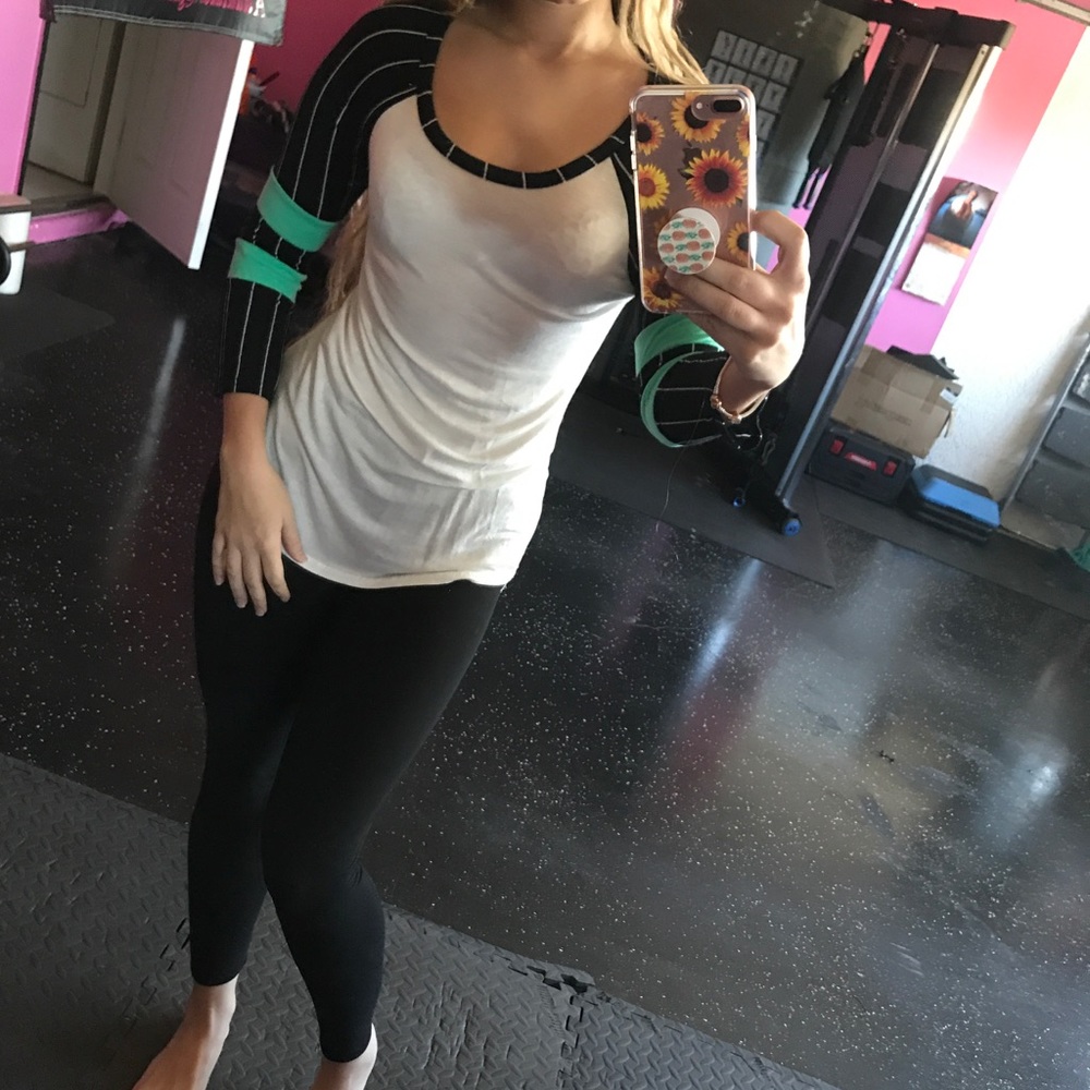 Long sleeve T💓